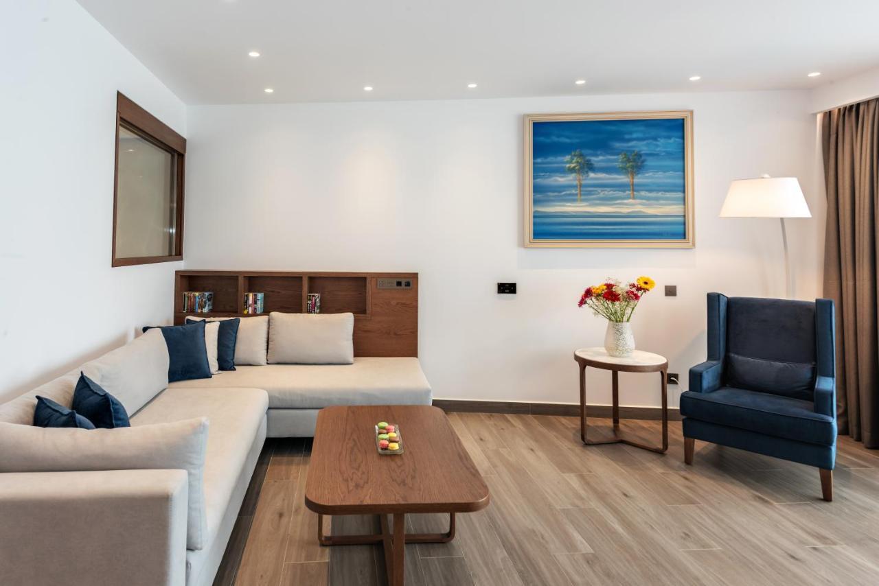 Nana Princess Suites Villas & Spa Hersonissos  Bagian luar foto